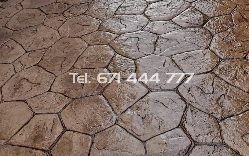 Imitación Piedra com Hormigón Impreso